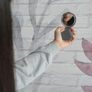 Les conséquences désastreuses de la prise de poids sur l’estime de soi